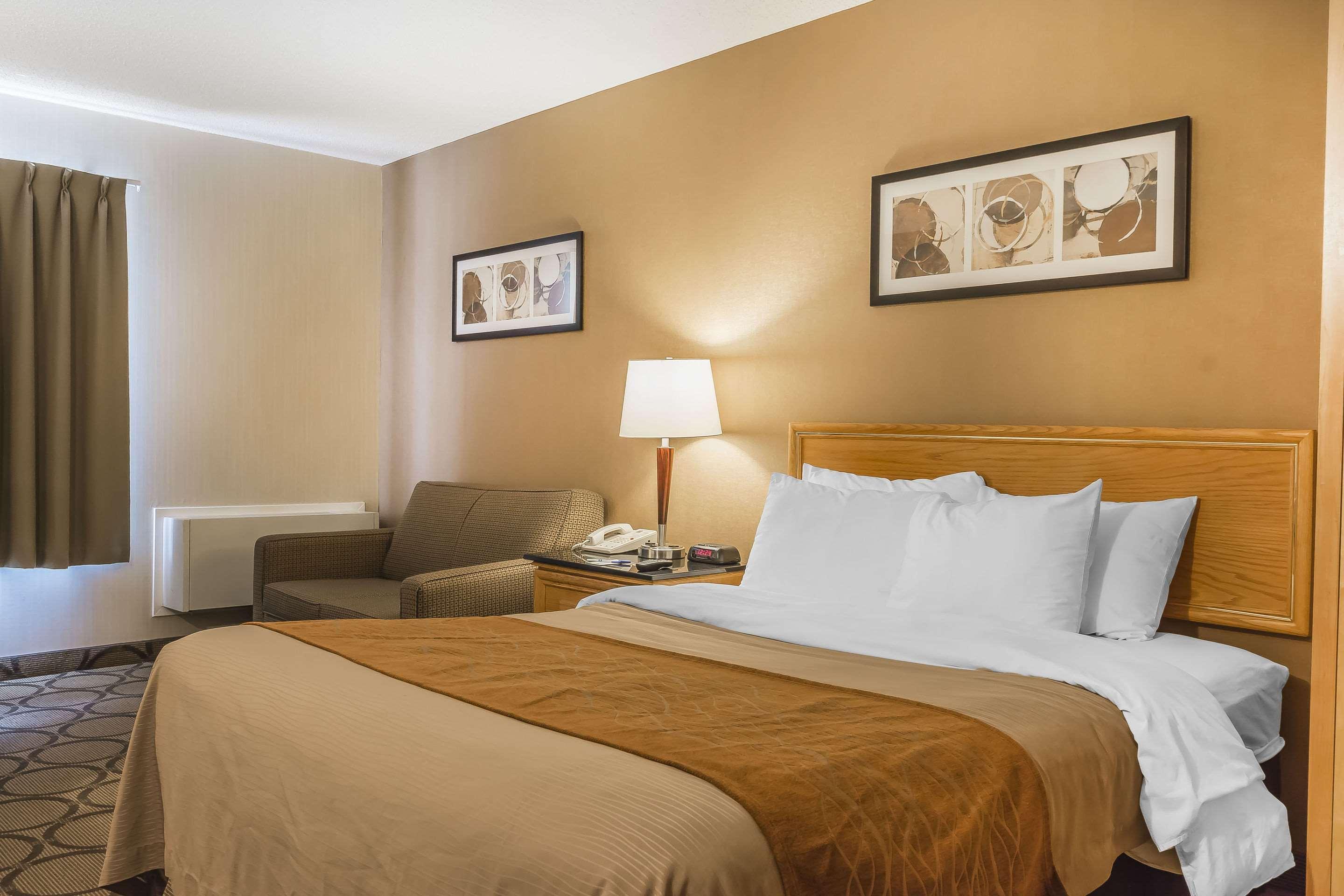 Comfort Inn Belleville Bagian luar foto