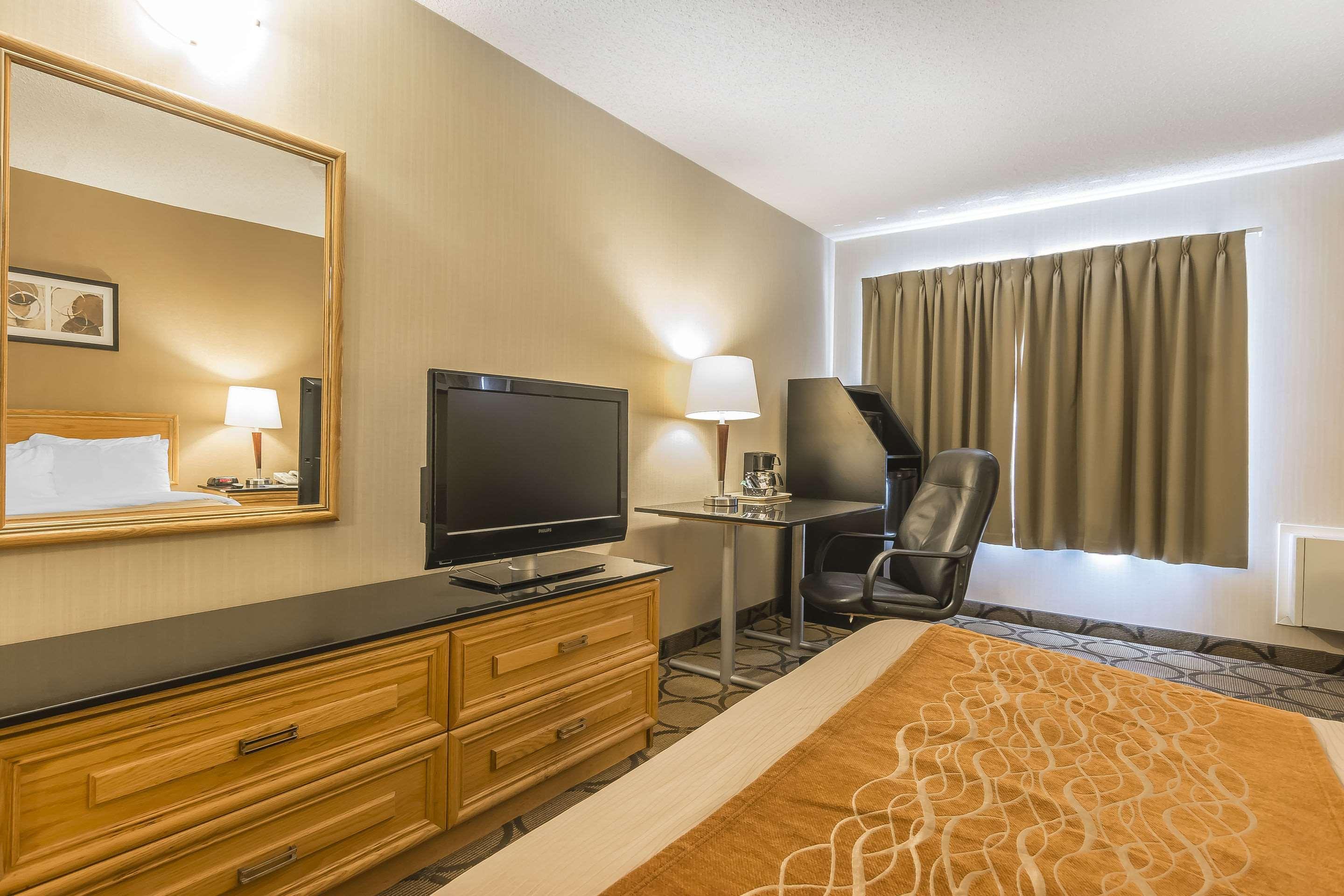Comfort Inn Belleville Bagian luar foto