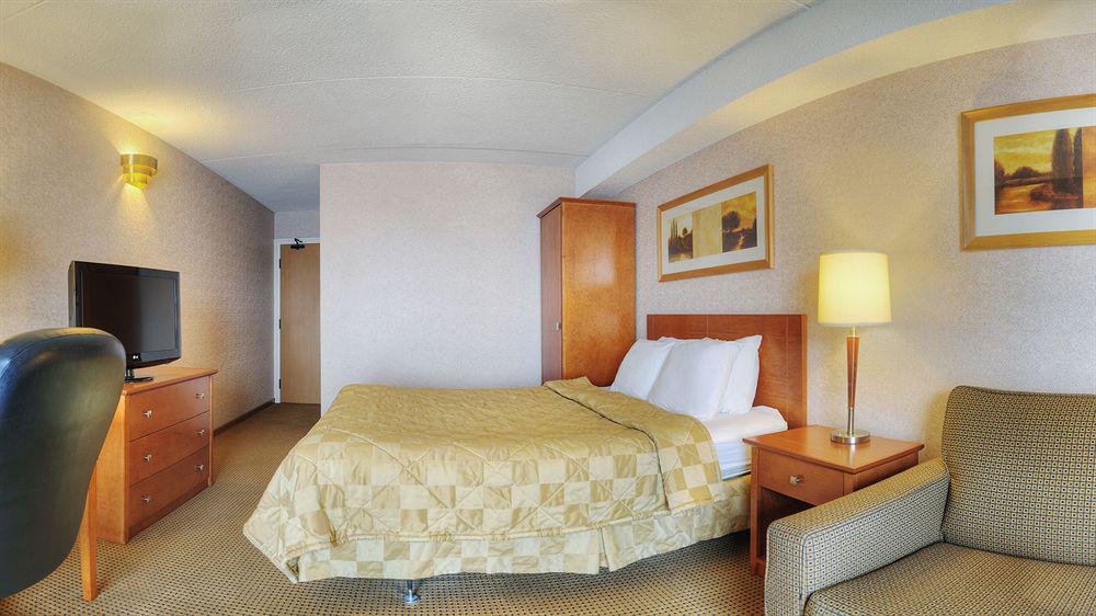 Comfort Inn Belleville Bagian luar foto